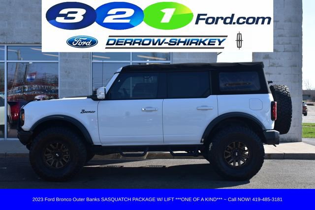 Used 2023 Ford Bronco Outer Banks w/ Sasquatch Package AWD/4WD image 2