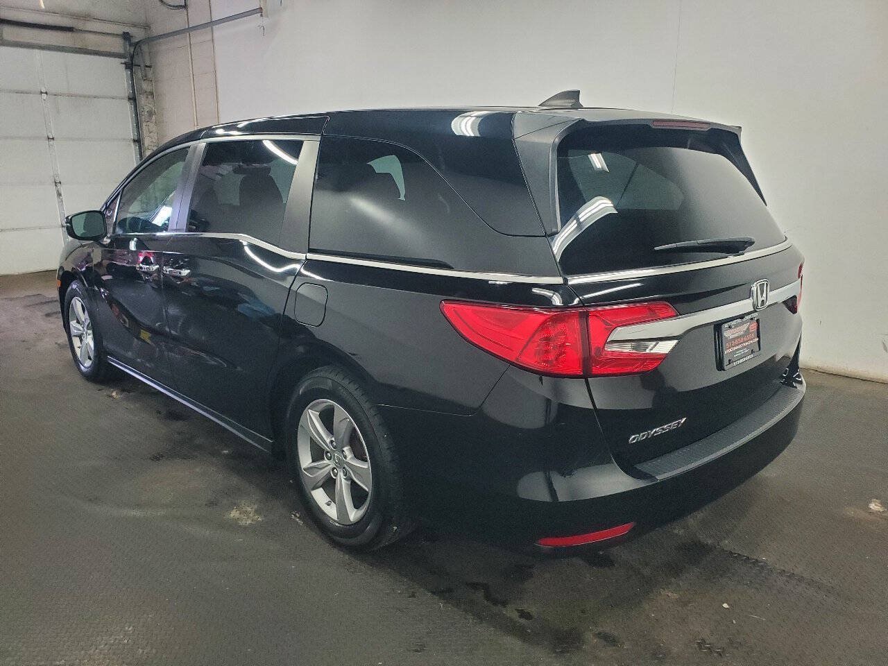Used 2018 Honda Odyssey EX-L image 5