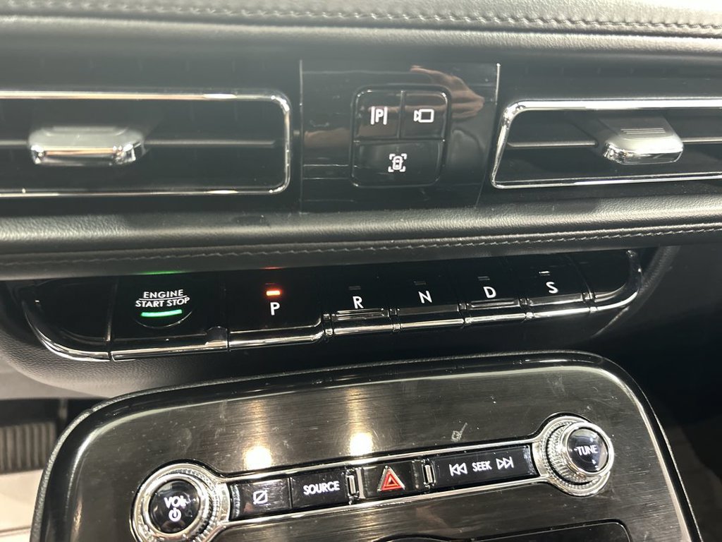 Used 2023 Lincoln Nautilus AWD w/ Premium Package image 18