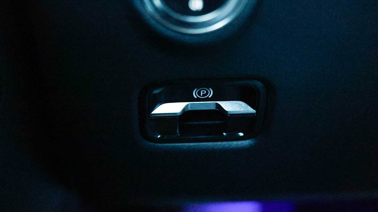 New 2026 Mercedes-Benz C 300 4MATIC Sedan image 25