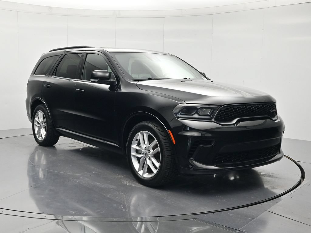 Used 2024 Dodge Durango GT RWD image 3