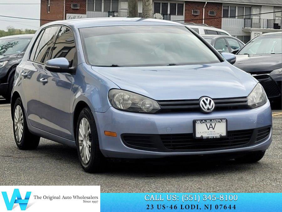 Used 2011 Volkswagen Golf 4-Door FWD image 1