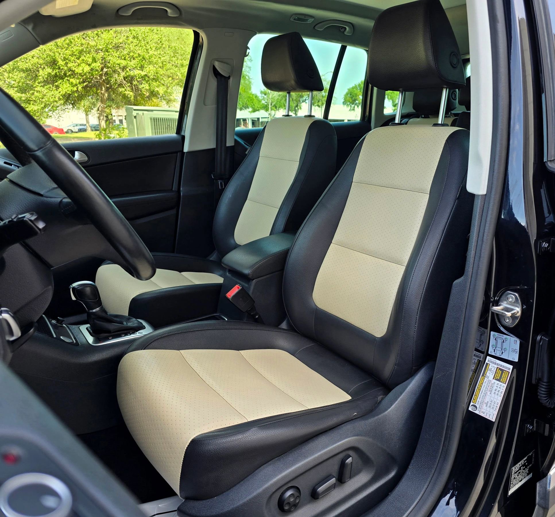 Used 2017 Volkswagen Tiguan Wolfsburg Edition AWD/4WD image 18