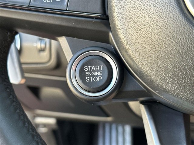 Used 2022 Alfa Romeo Giulia Veloce image 16