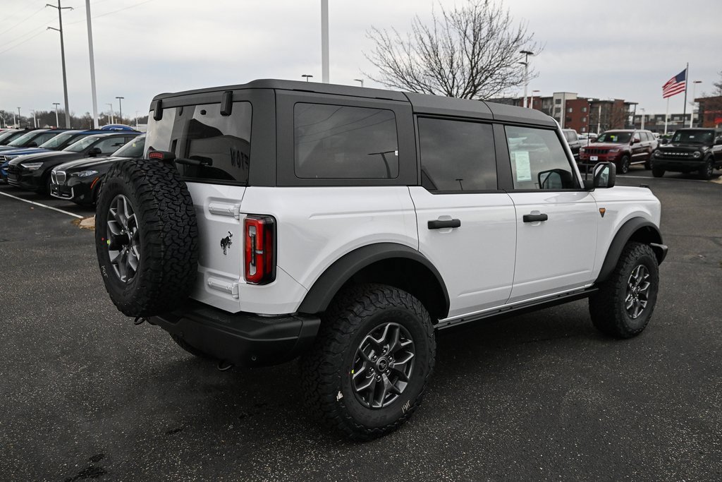 New 2025 Ford Bronco Badlands image 5