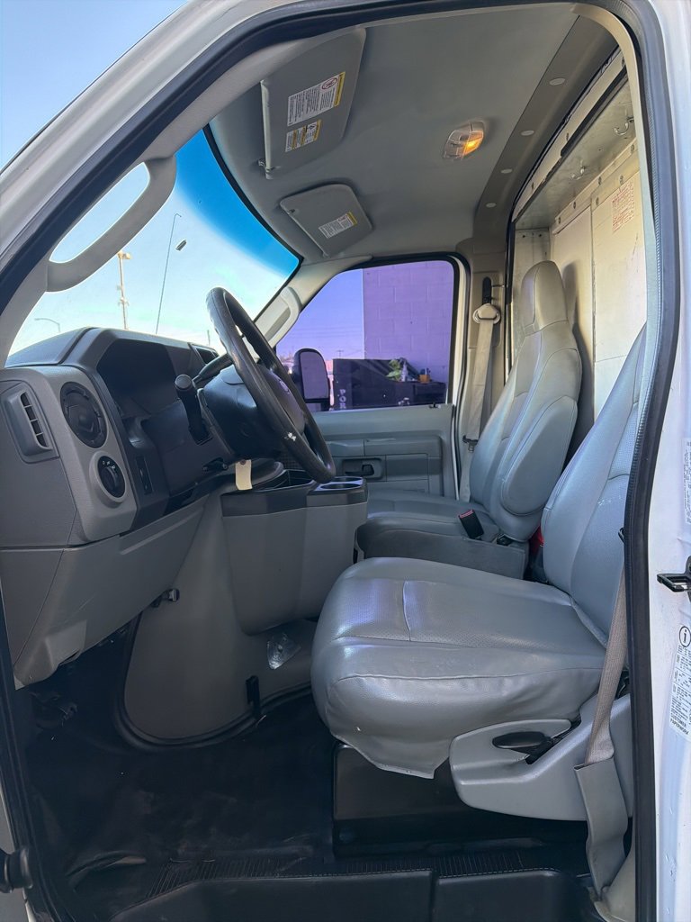 Used 2019 Ford E-350 and Econoline 350 Super Duty image 19