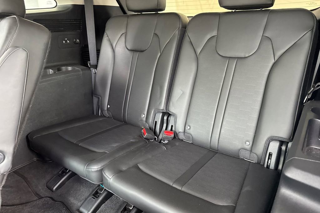 Certified 2025 Kia Sorento SX AWD/4WD image 16