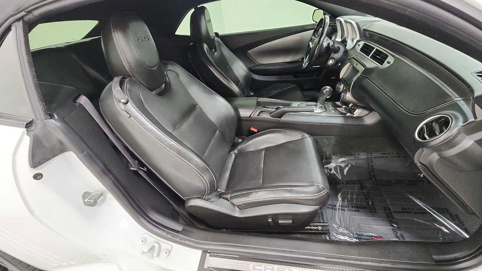Used 2014 Chevrolet Camaro SS w/ RS Package RWD image 28