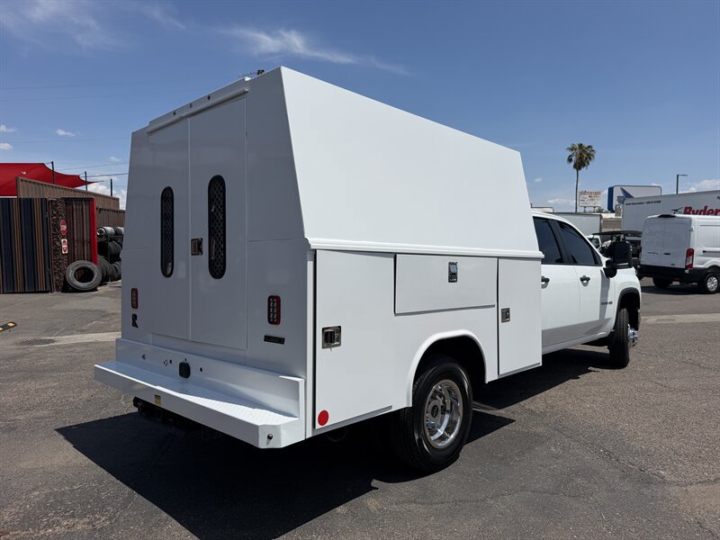 Used 2024 Chevrolet Silverado 3500 W/T w/ WT Convenience Package RWD image 3
