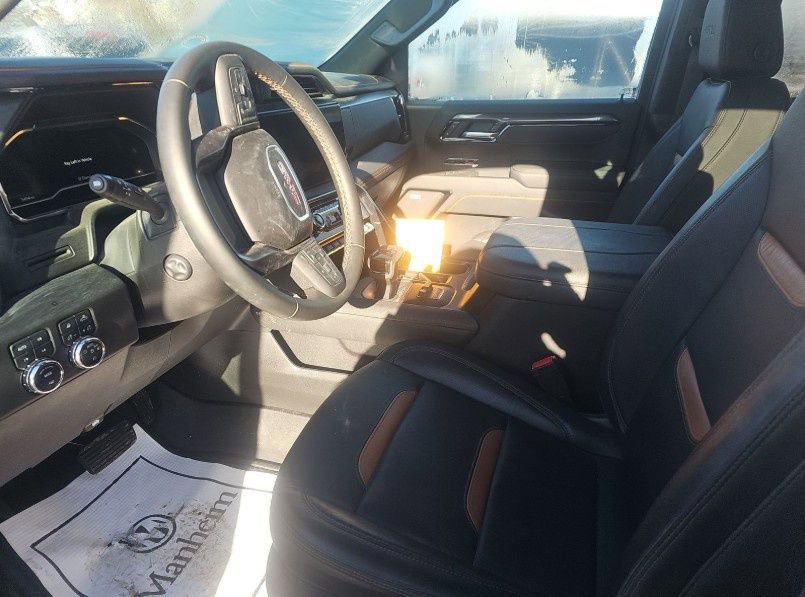 Used 2025 GMC Sierra 1500 AT4 image 6