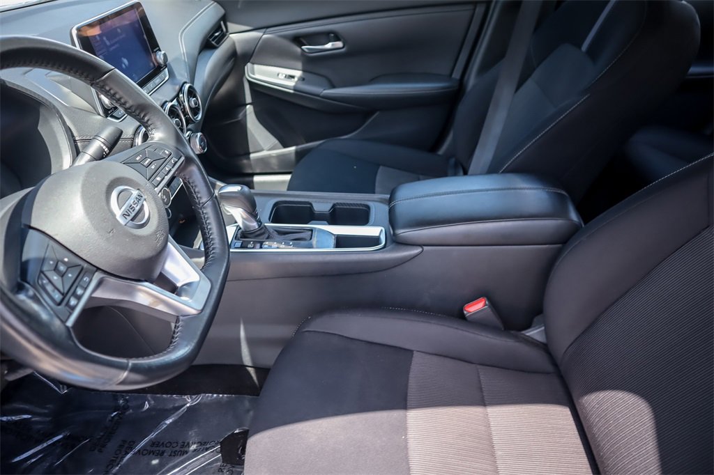 Used 2023 Nissan Sentra SV image 9
