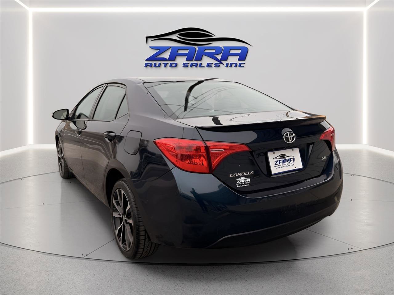 Used 2017 Toyota Corolla L image 4