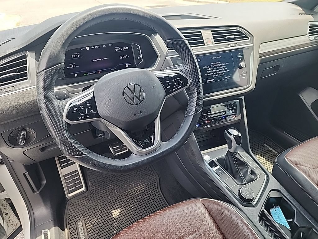 Used 2024 Volkswagen Tiguan SEL R-Line AWD/4WD image 5