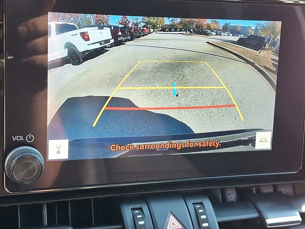 Used 2023 Toyota RAV4 XLE Premium image 20