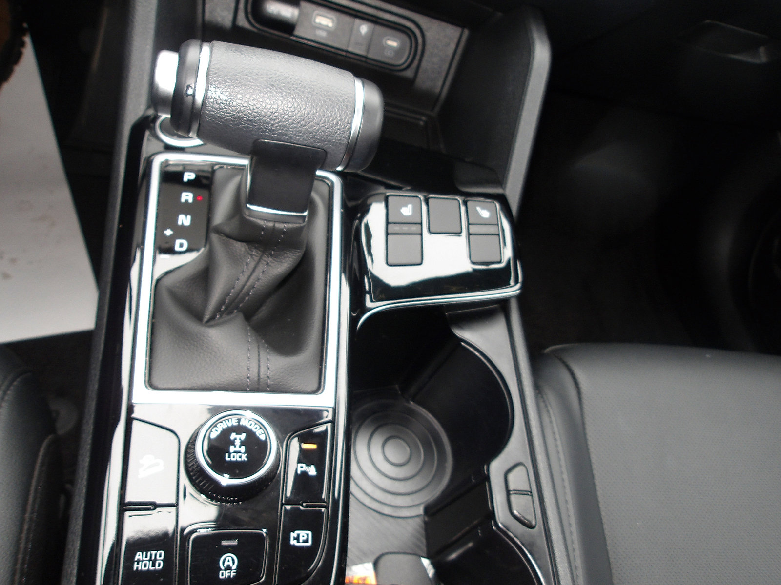 Used 2025 Kia Sportage X-Line w/ Premium Package image 22