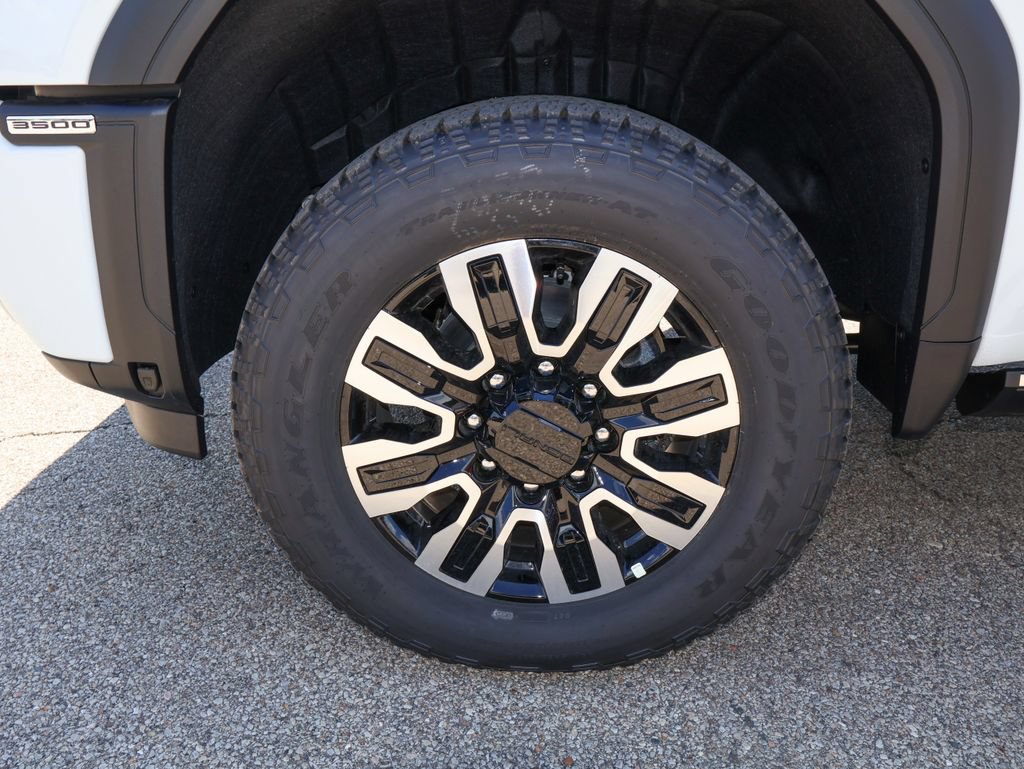 New 2026 GMC Sierra 3500 Denali Ultimate AWD/4WD image 40
