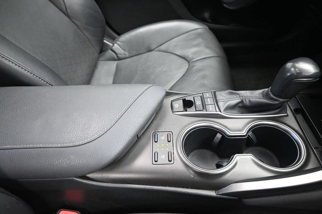 Used 2024 Toyota Camry XSE w/ Navigation Package AWD/4WD image 27
