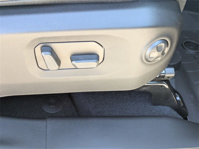 New 2026 Jeep Wrangler Unlimited Rubicon w/ Xtreme 35 Tire Package image 36