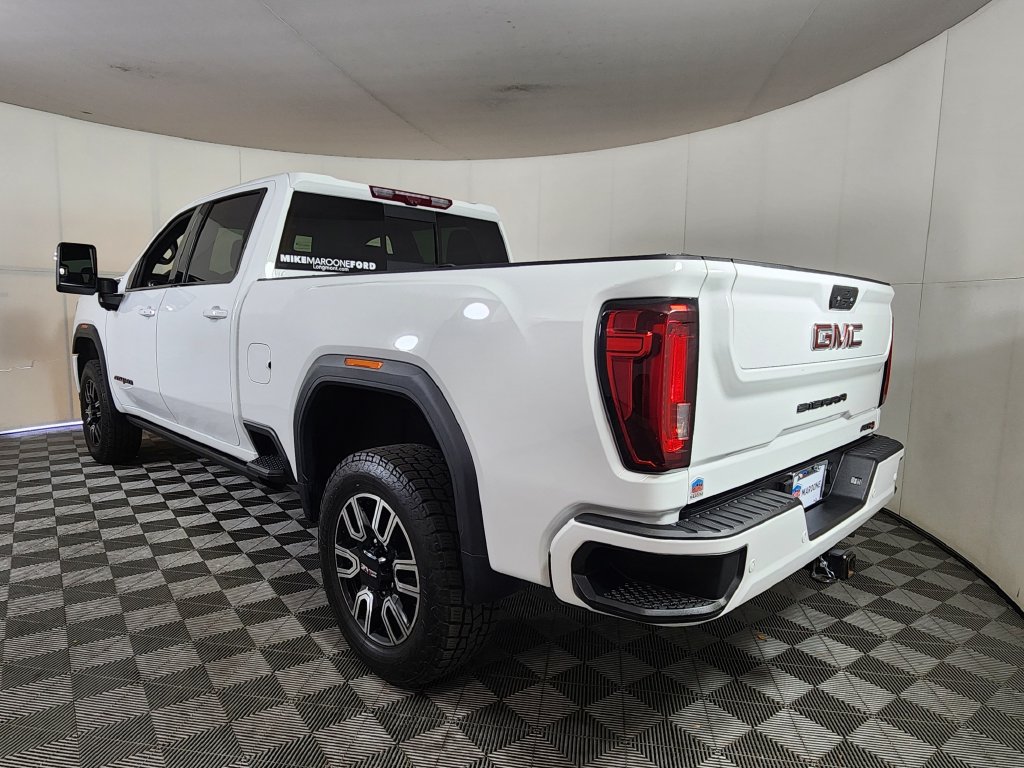 Used 2022 GMC Sierra 2500 AT4 w/ AT4 Preferred Package AWD/4WD image 5