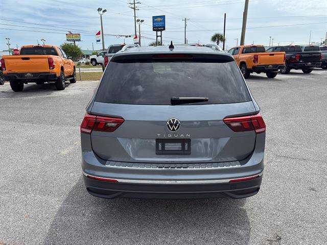 Used 2024 Volkswagen Tiguan Wolfsburg Edition FWD image 6