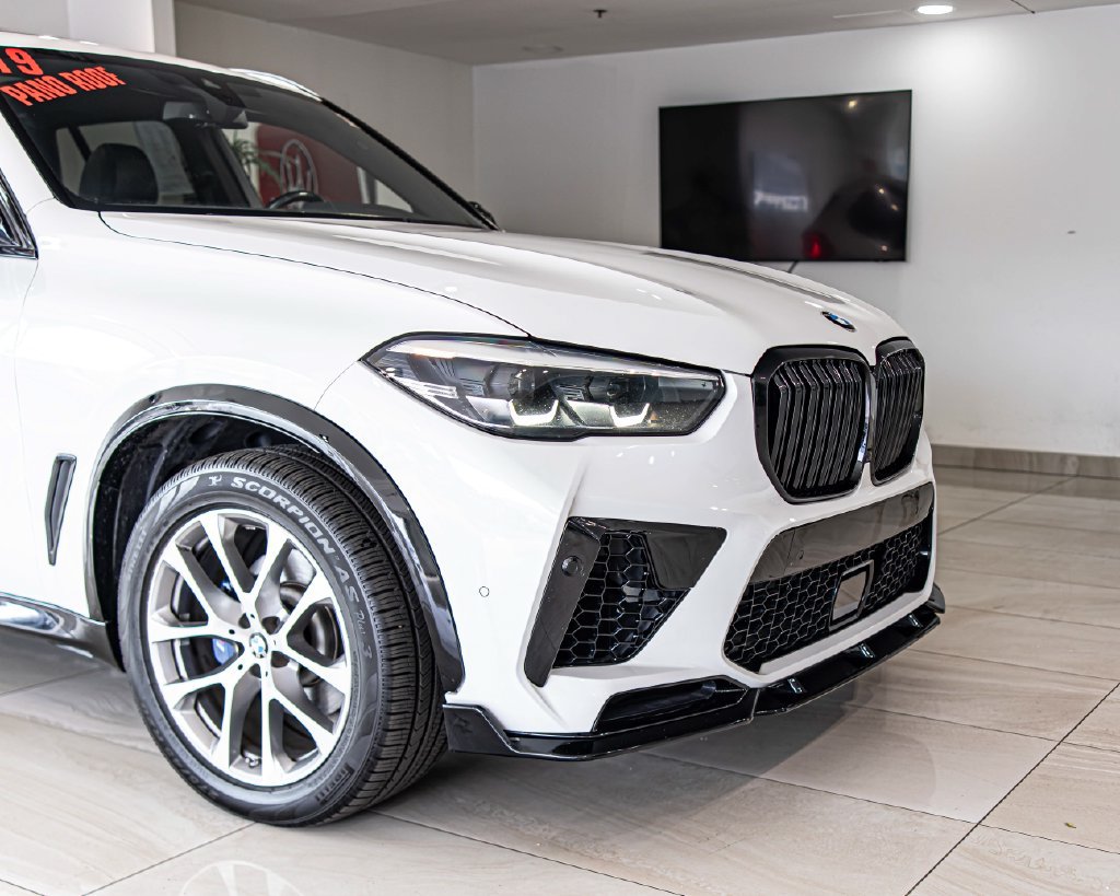 Used 2019 BMW X5 xDrive40i w/ Convenience Package AWD/4WD image 3