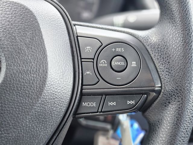 Used 2024 Toyota Corolla LE image 18