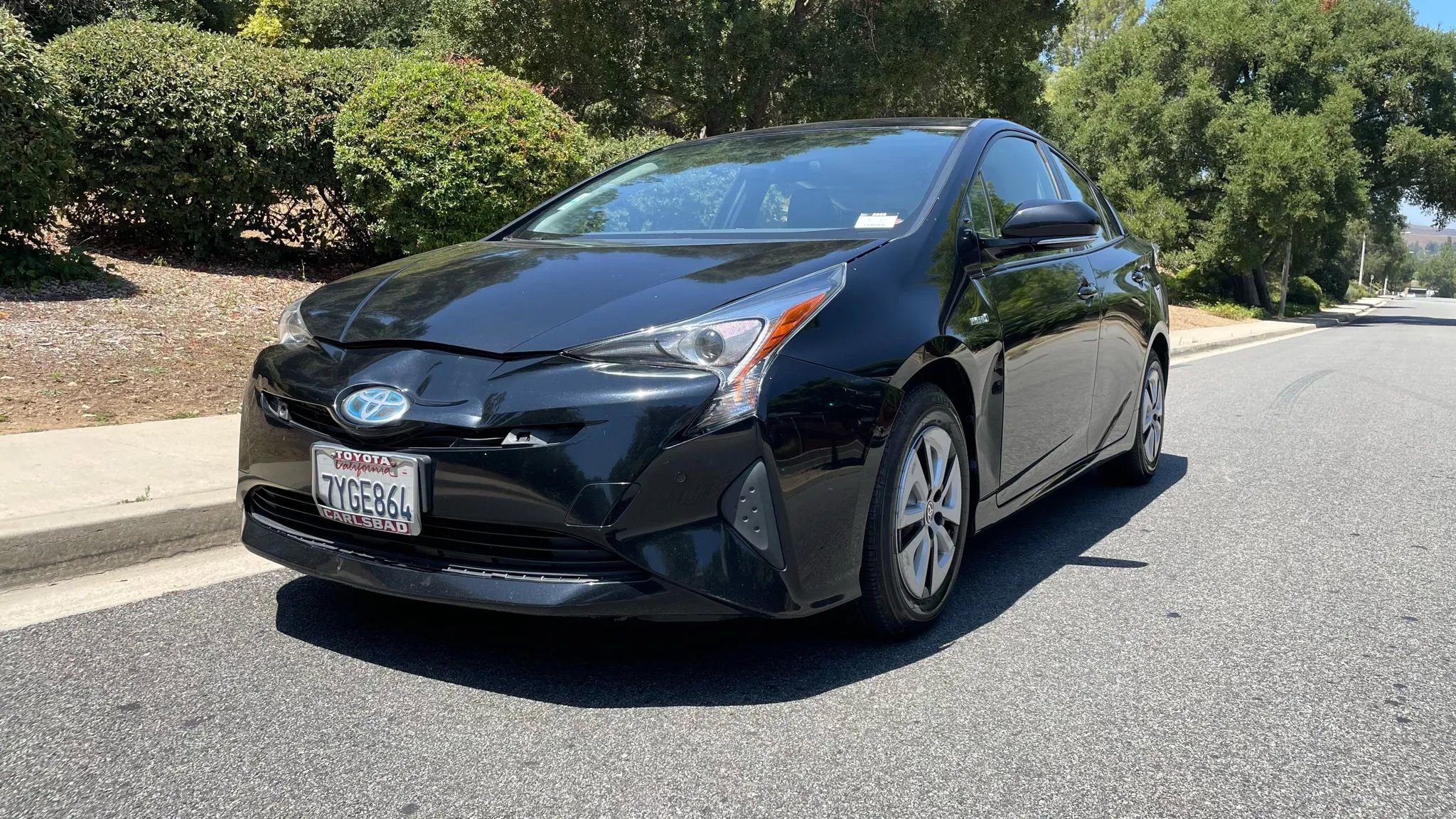 Used 2017 Toyota Prius Two image 2