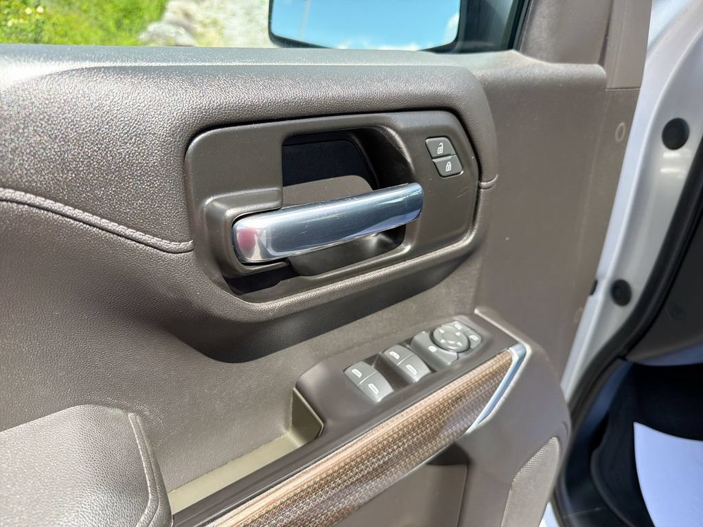 Used 2019 Chevrolet Silverado 1500 RST AWD/4WD image 19