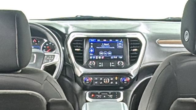 Used 2023 GMC Acadia SLE w/ Driver Convenience Package image 17