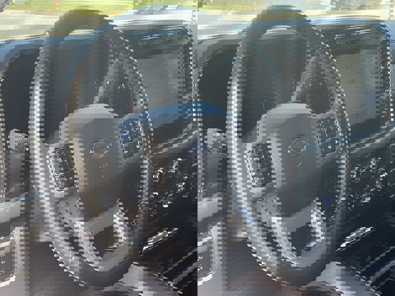 Used 2024 Ford F250 Lariat image 30