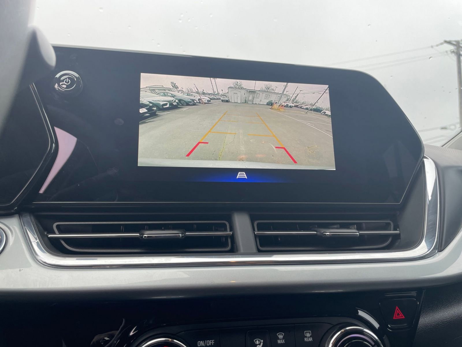 Used 2025 Chevrolet Trax LT image 20