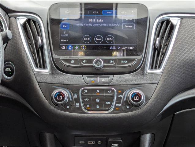 Used 2020 Chevrolet Malibu LT image 13