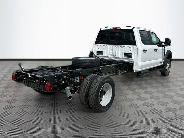 New 2025 Ford F550 4x4 Crew Cab Super Duty w/ XL Chrome Package image 4