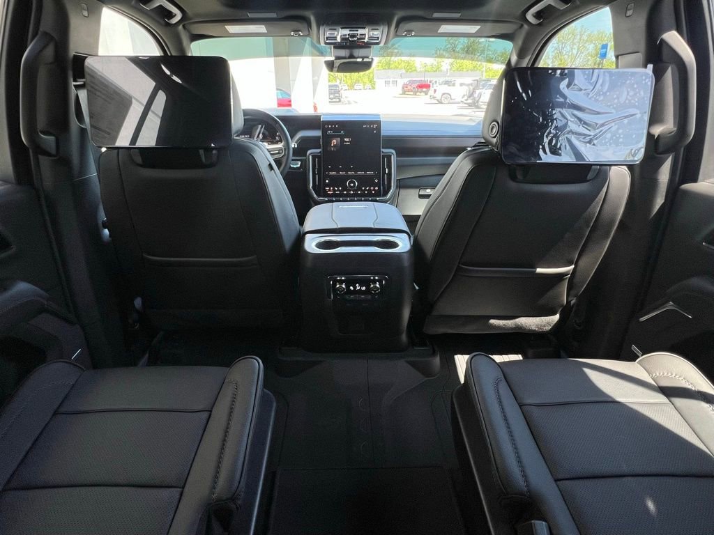 New 2026 GMC Yukon Denali w/ Denali Reserve Package RWD image 13