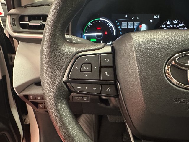 Certified 2025 Toyota Sienna LE FWD image 19