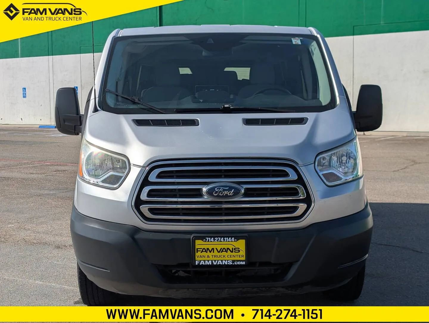 Used 2015 Ford Transit 350 XLT RWD image 3