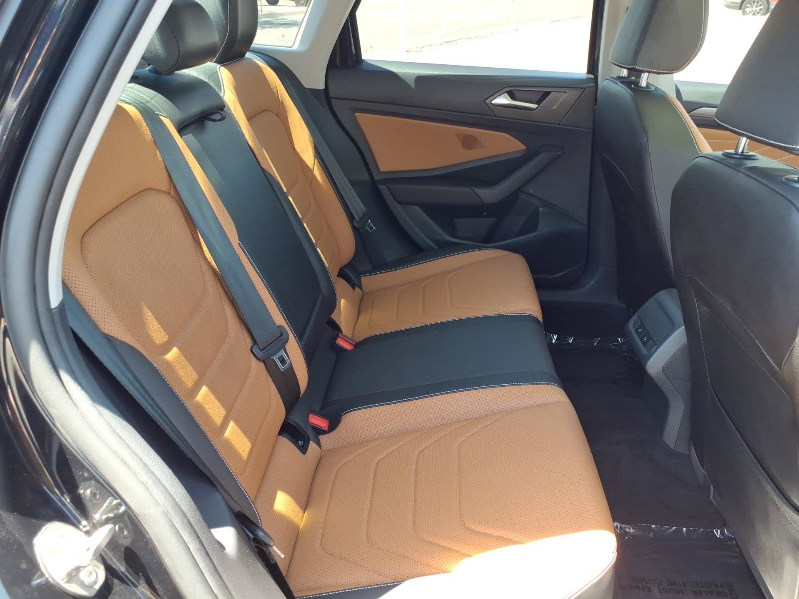 Certified 2024 Volkswagen Jetta SEL FWD image 14