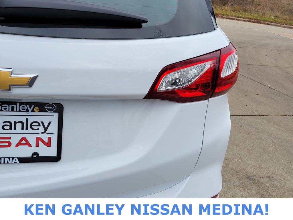 Used 2021 Chevrolet Equinox LS image 13