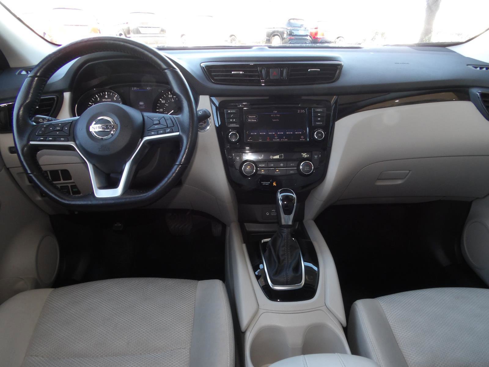Certified 2022 Nissan Rogue Sport SV image 15