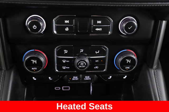 Used 2024 Chevrolet Tahoe Z71 w/ Luxury Package AWD/4WD image 4