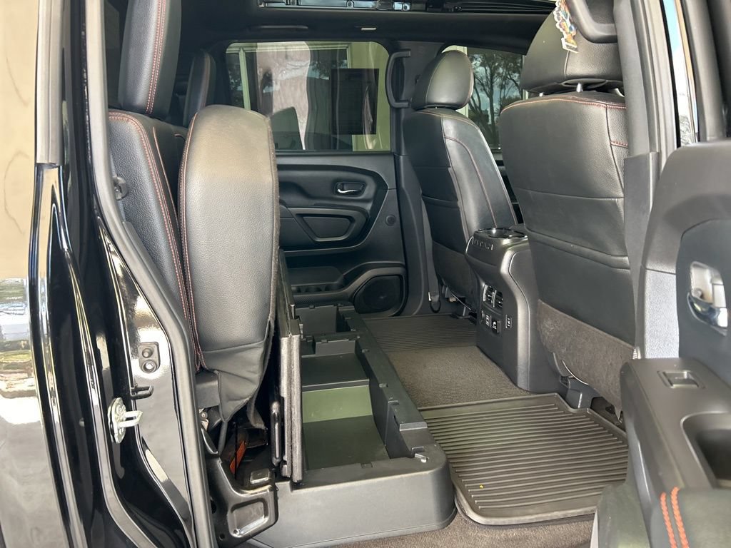 Used 2021 Nissan Titan PRO-4X w/ Pro-4x Convenience Package AWD/4WD image 30