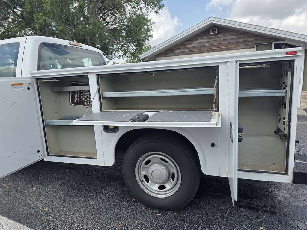 Used 2015 Ford F250 XL RWD image 3