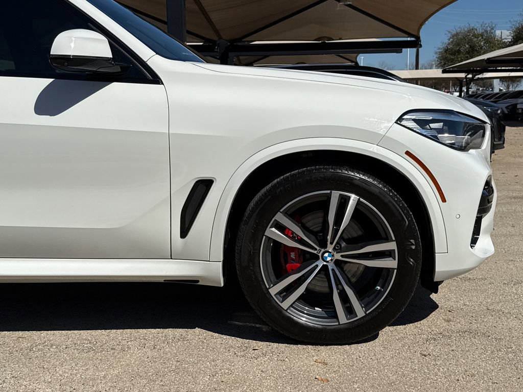 Used 2023 BMW X5 xDrive40i w/ M Sport Package image 5