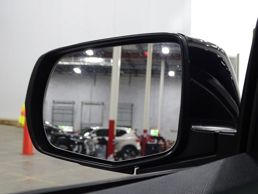 Used 2021 Acura RDX w/ Technology Package image 37