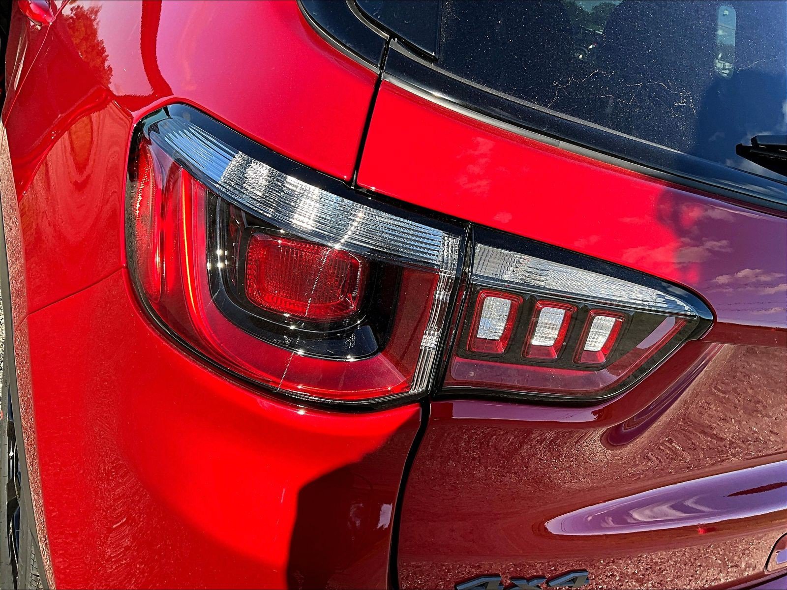 New 2026 Jeep Compass Latitude AWD/4WD image 14