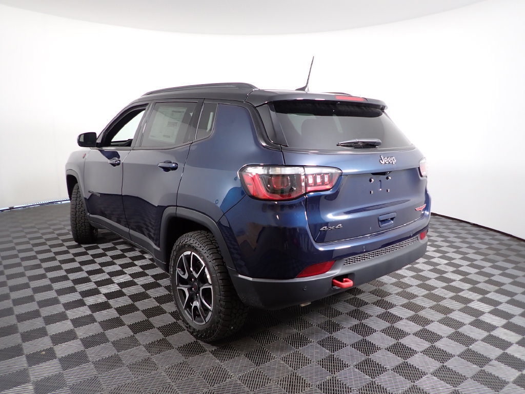 New 2026 Jeep Compass Trailhawk AWD/4WD image 13