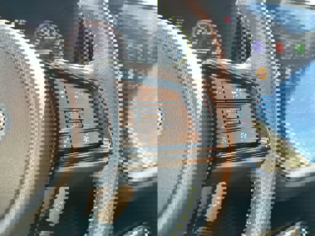 Used 2023 Subaru Ascent Onyx Edition image 32