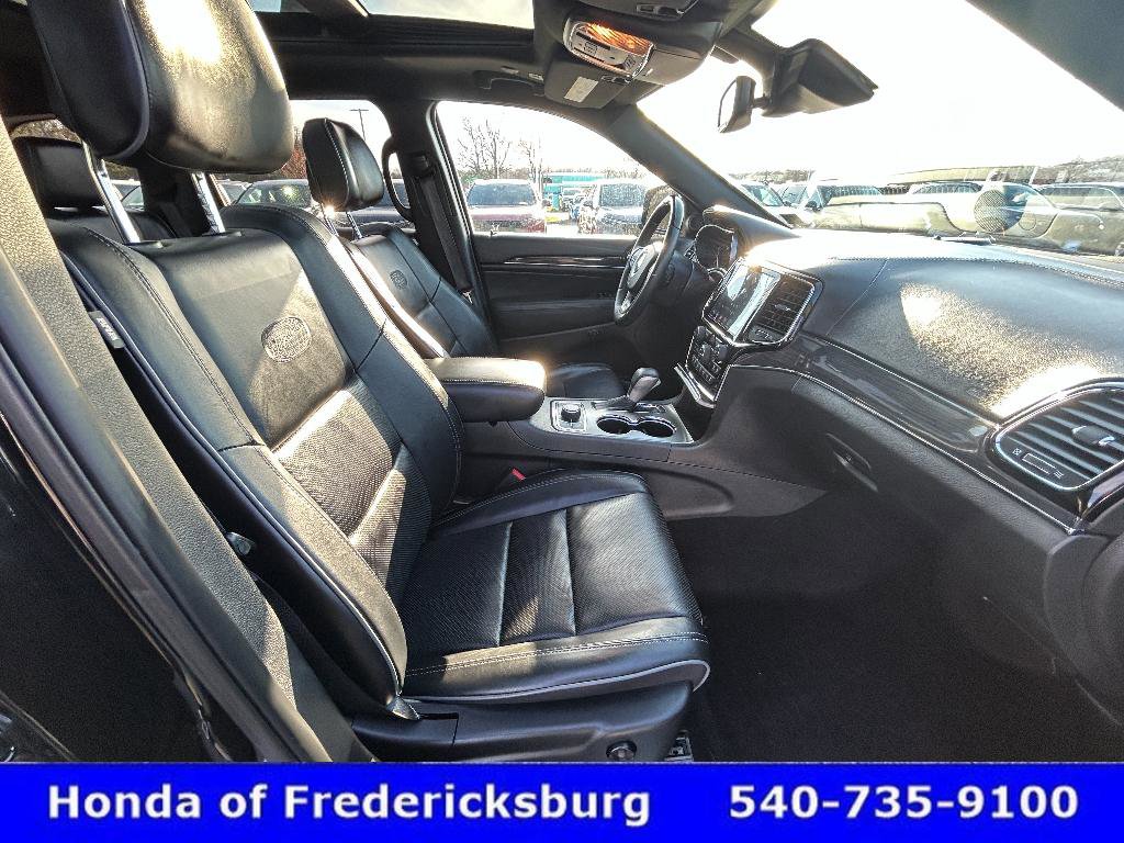 Used 2019 Jeep Grand Cherokee Overland AWD/4WD image 32