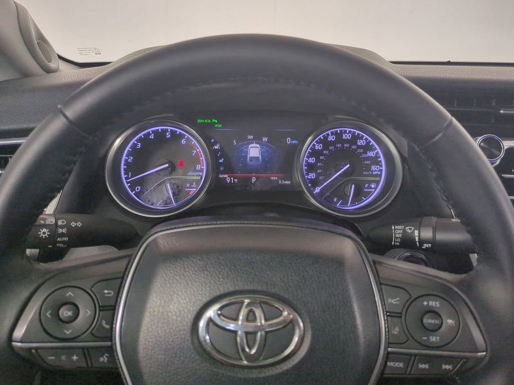 Used 2018 Toyota Camry XLE w/ Driver Assist Package FWD image 32