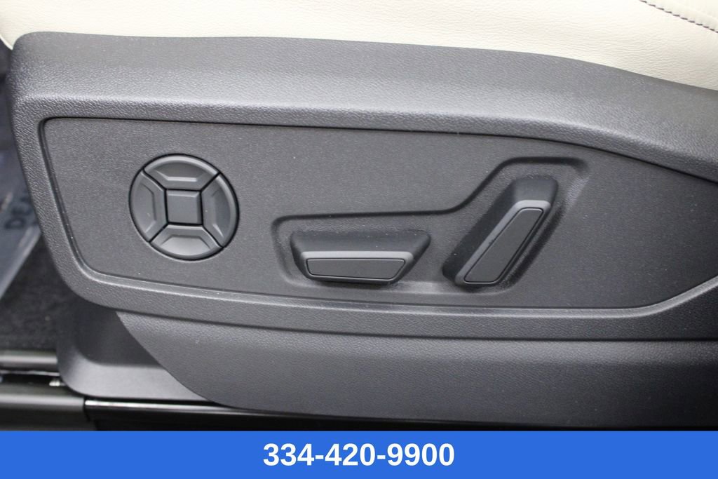 New 2025 Audi Q5 Premium image 18